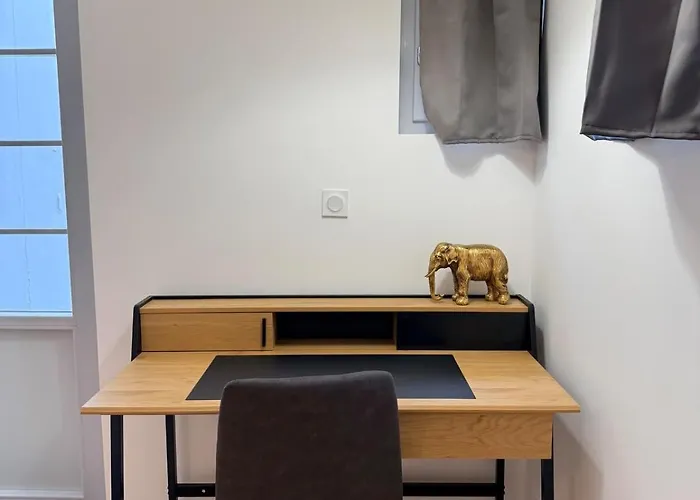 Apartment La Cour Des Bancs